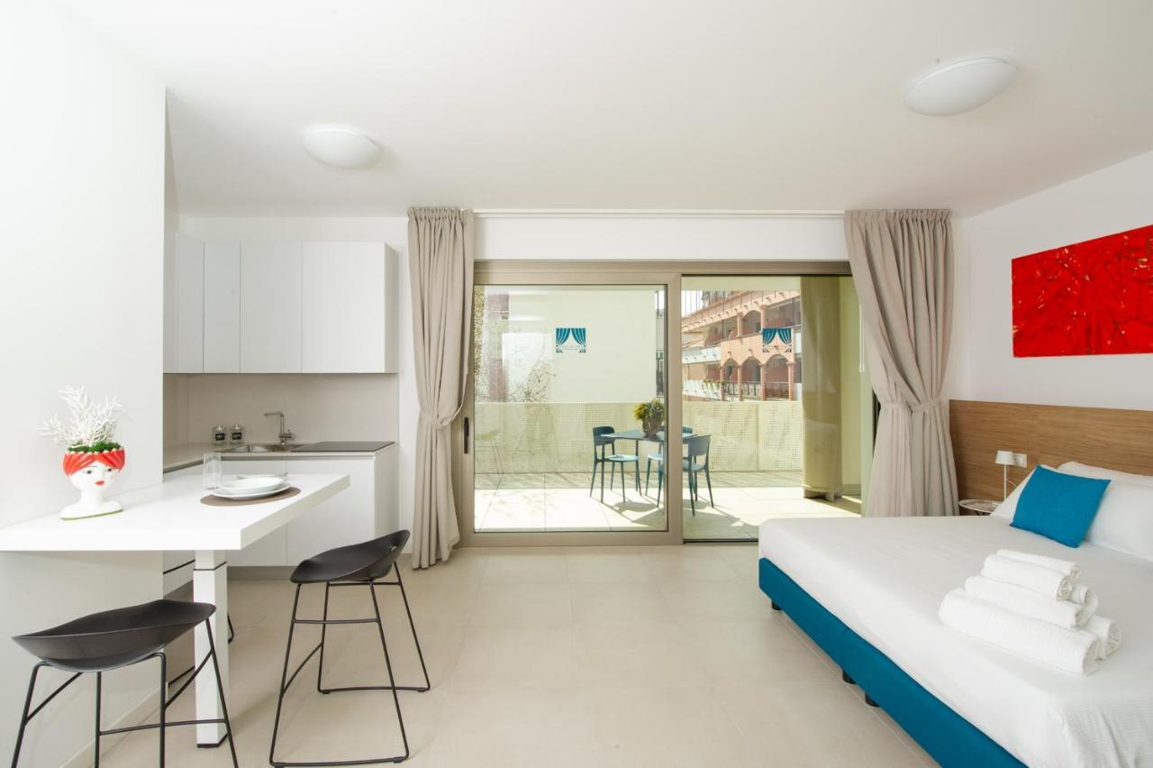 Ariston Teatro Luxury Aparthotel Grado Exterior photo