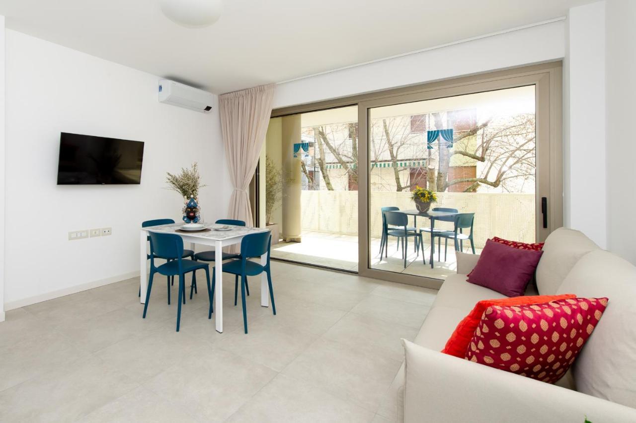 Ariston Teatro Luxury Aparthotel Grado Exterior photo